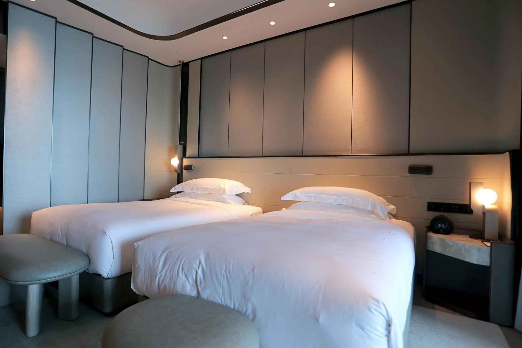 Intercontinental Shanghai Harbour City By Ihg Nanhui Exterior photo