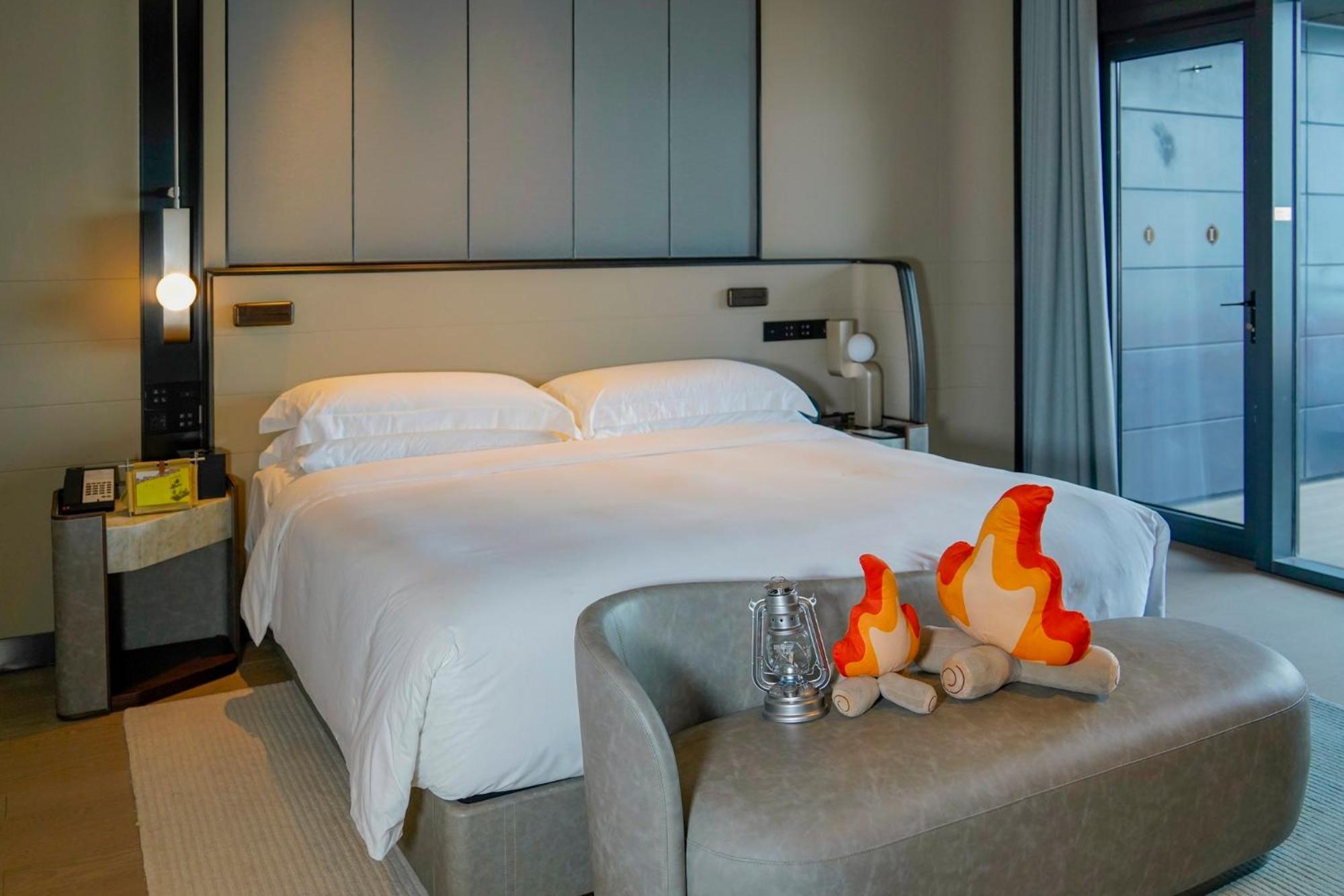 Intercontinental Shanghai Harbour City By Ihg Nanhui Exterior photo